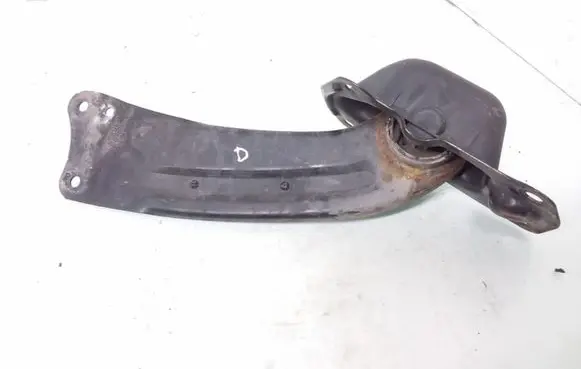 Volkswagen PASSAT B6 Rear suspension control arm 3C0505226