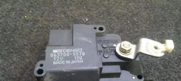 Honda Civic Air flap motor/actuator 0637005870 063700-5870