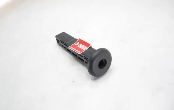 Volkswagen PASSAT B7 Seat trim 1K0881920Q