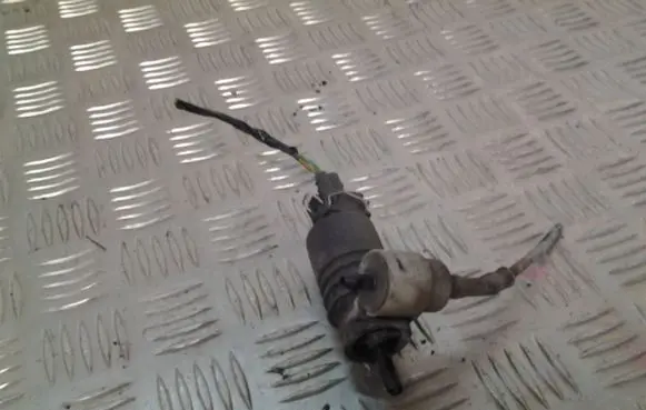 Volkswagen Sharan Windscreen/windshield washer pump