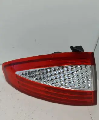 Ford Mondeo MK IV Rear/tail lights 7S7113405A
