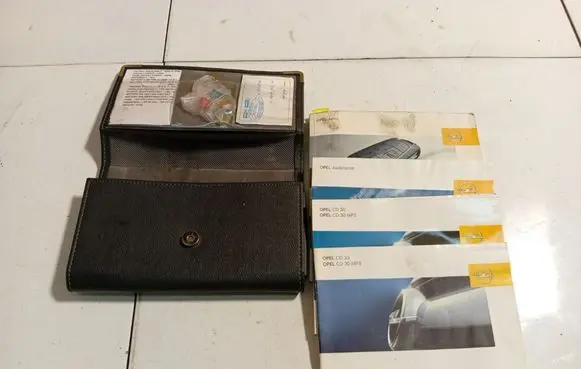 Opel Astra H Owners service history hand book