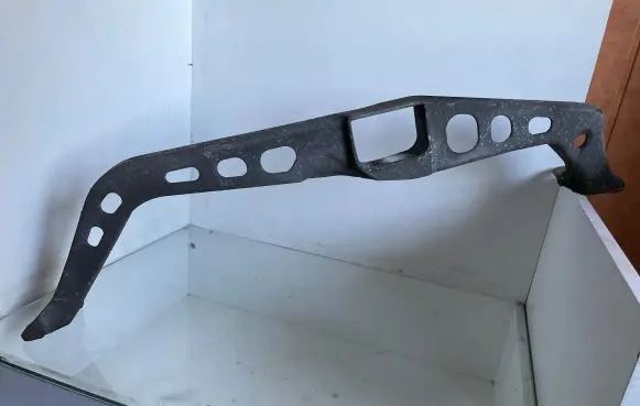 Audi A4 S4 B8 8K Engine mounting bracket 8K0199521C 9C030