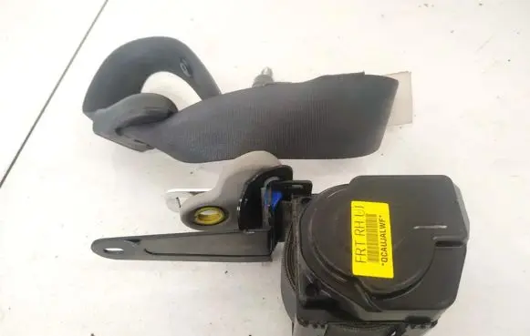 Opel Antara Front seatbelt