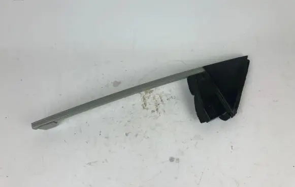 Toyota Mirai Rear door glass trim molding 6748862010