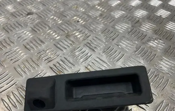 BMW 2 F22 F23 Tailgate handle with camera 7345700
