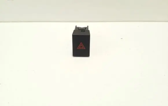 Nissan Qashqai J12 Hazard light switch 30417