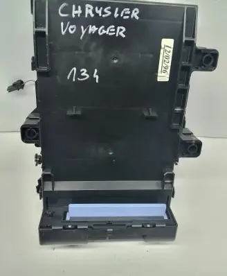 Chrysler Grand Voyager II Fuse module P04707785AB
