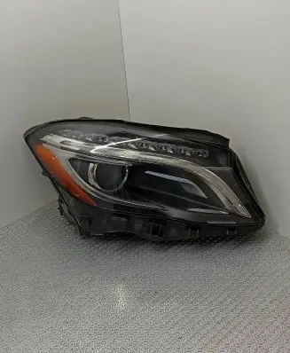 Mercedes-Benz GLA W156 Headlight/headlamp 1301015352