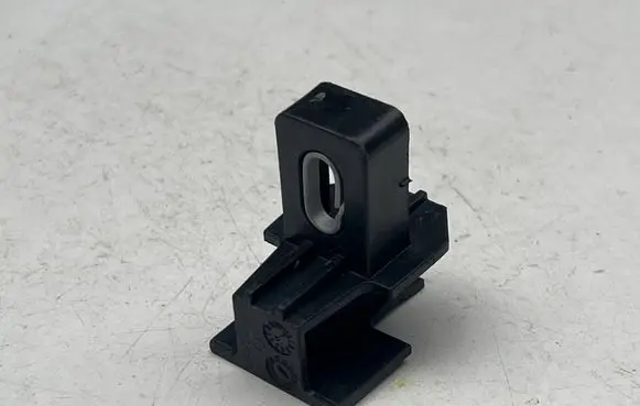 Mercedes-Benz GLB X247 Rear glass lock/latch Q812 A4478850064