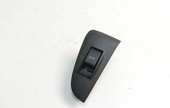 Toyota Avensis T250 Electric window control switch 7427205020