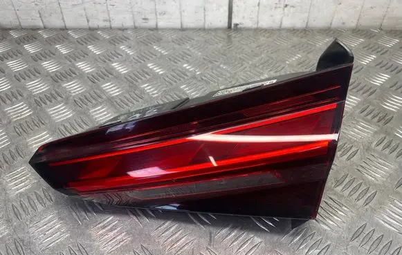 Audi A5 Tailgate rear/tail lights 8W6945094AA 660258 A046318