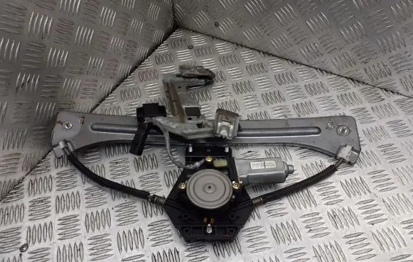 Chrysler PT Cruiser Front door electric window regulator 04724559AE