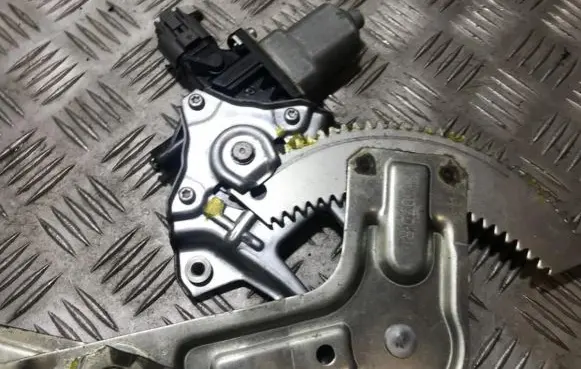 Mitsubishi ASX Rear door window regulator motor 205310