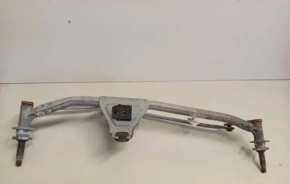 Opel Vivaro Front wiper linkage 