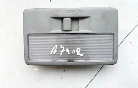 Mazda 3 I Front seat light