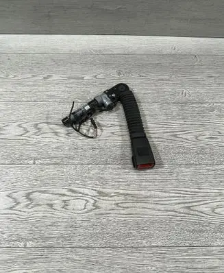 BMW 5 F10 F11 Front seatbelt buckle 630949700C
