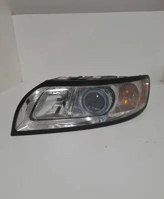Volvo V50 Headlight/headlamp 31265698 0301237271 LE06A6152X
