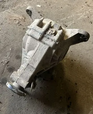 Mercedes-Benz ML W163 Rear differential