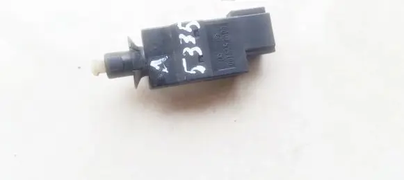 Mercedes-Benz Sprinter W901 W902 W903 W904 Brake pedal sensor switch 0015452009