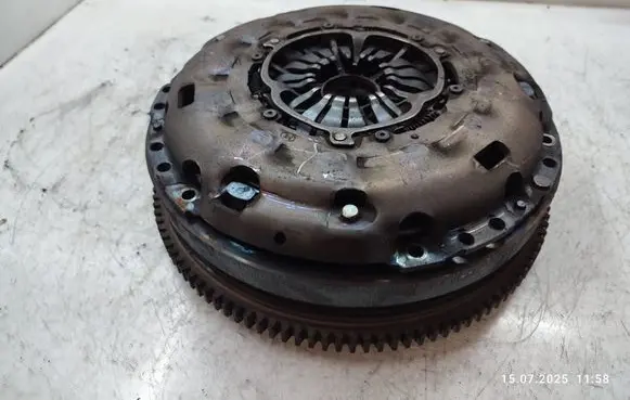 Volkswagen Amarok Clutch set kit 03L141031D