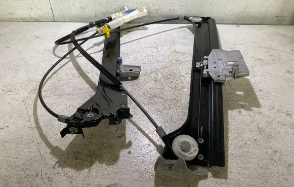 Mercedes-Benz CLK A209 C209 Front window lifting mechanism without motor