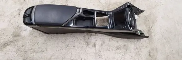 Hyundai i40 Center console 826203z000