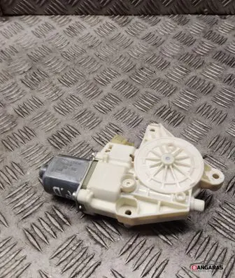 Mercedes-Benz GLK (X204) Rear door window regulator motor 0130822440
