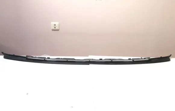 Front bumper upper radiator grill