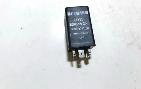 Audi A4 S4 B5 8D Other relay 8d0959257 05071100