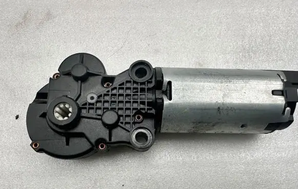 Mercedes-Benz GL X166 Seat adjustment motor A1648202342