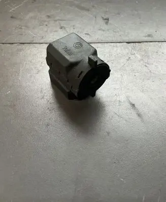 BMW X5 E53 Ignition lock contact 6901961