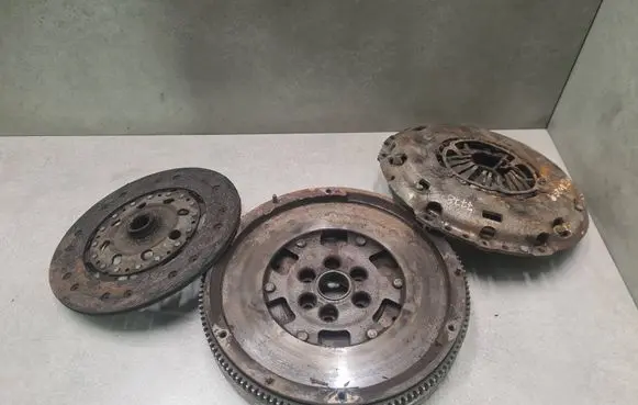 Mitsubishi Outlander Clutch set kit 1120A063