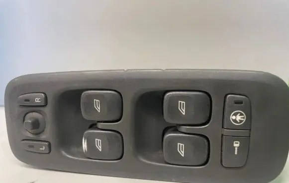 Volvo S60 Electric window control switch 8682836
