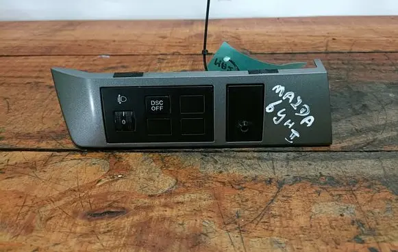 Mazda 6 Headlight level height control switch GS1E66170B E03099511