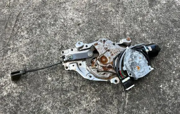 Lexus RX 330 - 350 - 400H Tailgate/trunk/boot lift motor 42710710030