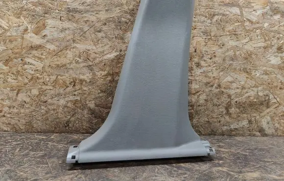 Acura ZDX (B) pillar trim (bottom) 84121SZN