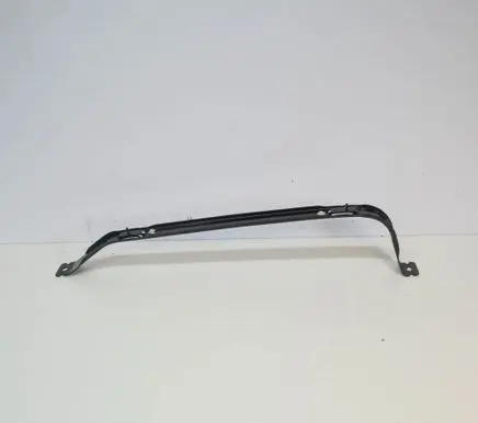 Fuel tank mounting bracket