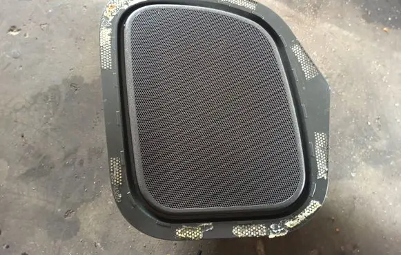 Audi A3 S3 8L Front door speaker 8D9035412B