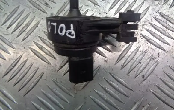 Volkswagen Polo IV 9N3 Vacuum valve 6Q0133519A