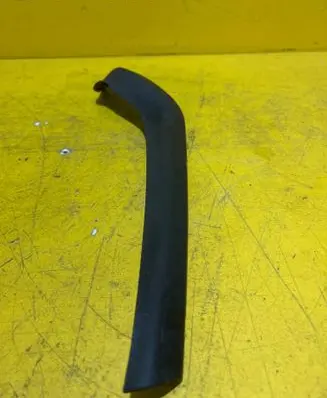 Citroen C3 Picasso Front arch trim 9685712680