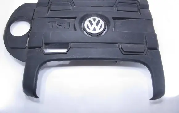 Volkswagen PASSAT CC Engine cover (trim) 03C103925BR