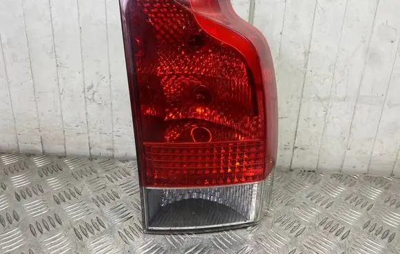 Volvo V70 Rear/tail lights 161038