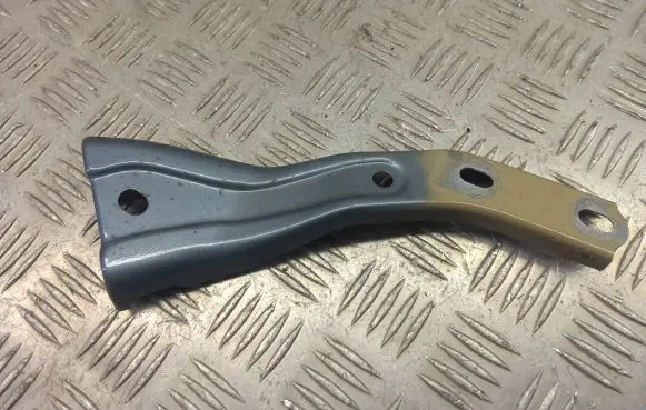 Volkswagen ID.3 Fender mounting bracket 10A821136A