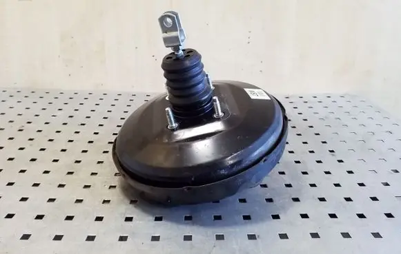KIA Rio Brake booster