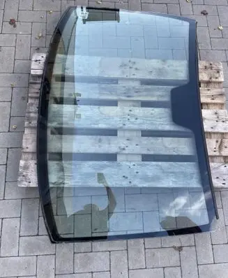 Mercedes-Benz Vito Viano W639 Front windscreen/windshield window 43R00340