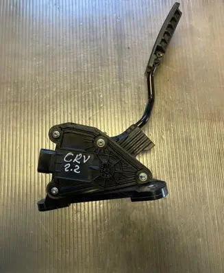 Honda CR-V Accelerator throttle pedal JM14B
