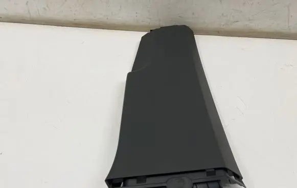 Skoda Kodiaq II (B) pillar trim (bottom) 571867292
