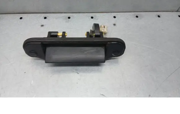 Mazda Premacy Tailgate/trunk/boot exterior handle 