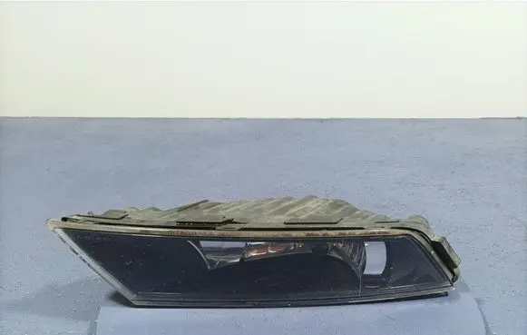 Skoda Superb B8 (3V) Front fog light 3V0941699